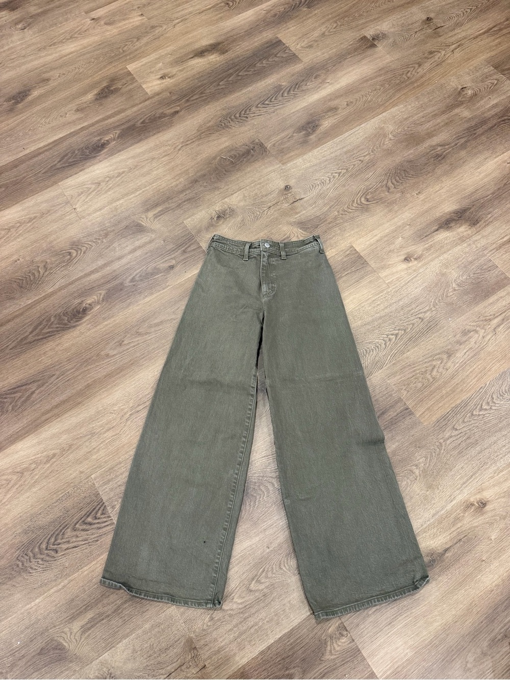 Wide Leg Women’s Jeans